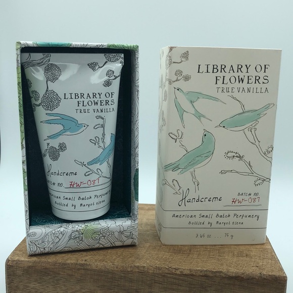 Lollia Bath & Body Library Of Flowers True Vanilla Handcreme Hand